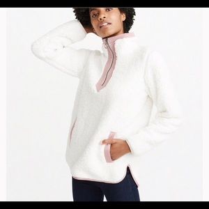 ABERCROMBIE SHERPA SWEATER SUPER SOFT AND NEW